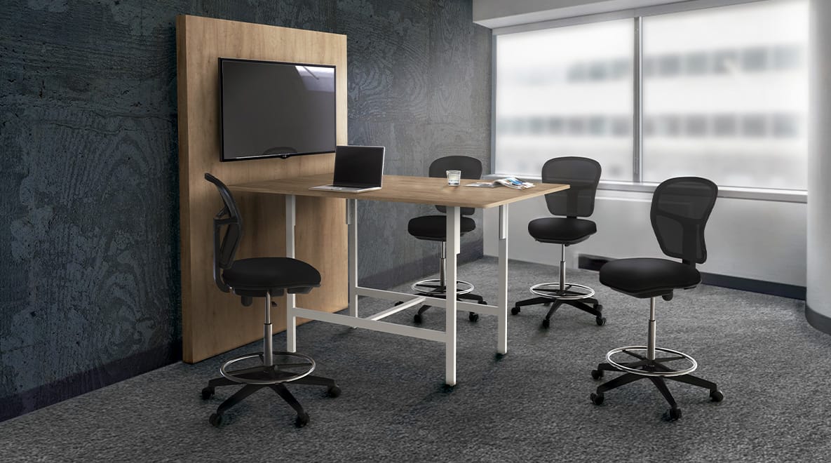 Escritorios Multifuncionales: Soluciones para Oficinas con Espacio Limitado 